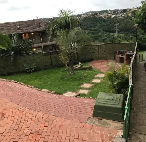 Carrington Heights Luxurious Guesthouse